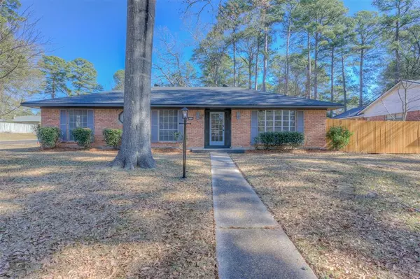 Shreveport, LA 71118,9449 Pitch Pine Drive