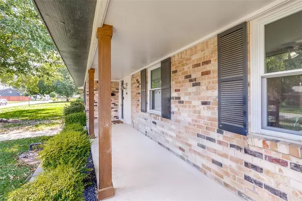 Dallas, TX 75228,11223 Dumbarton Drive