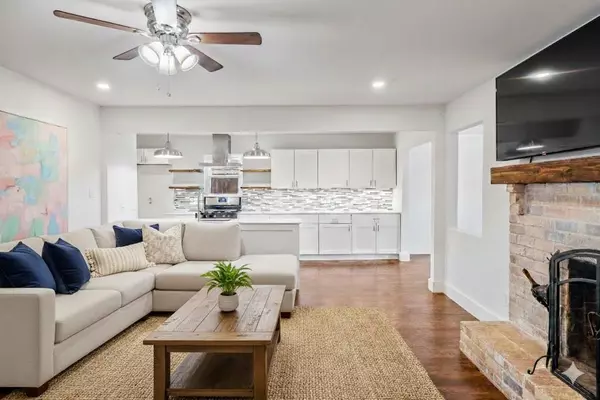 Dallas, TX 75228,11223 Dumbarton Drive