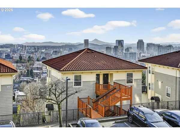 410 NW UPTOWN TER #3B, Portland, OR 97210