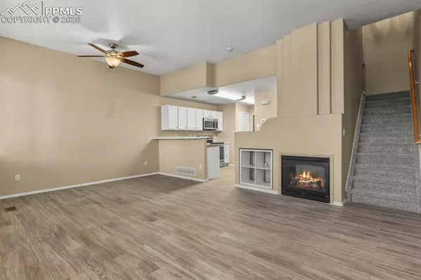 Colorado Springs, CO 80923,7158 Sand Crest VW