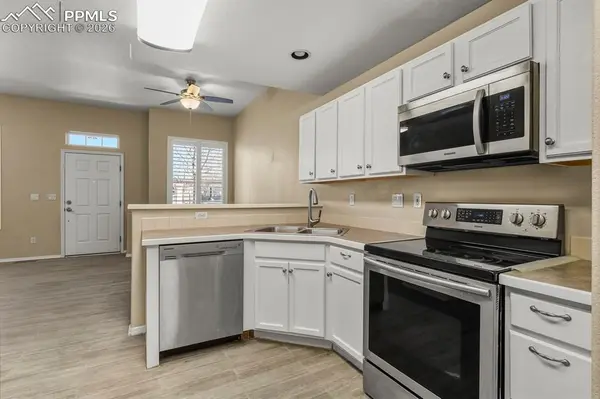 7158 Sand Crest VW, Colorado Springs, CO 80923