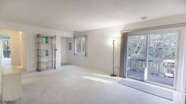 West Orange Twp., NJ 07052,23 Karam Cir #23