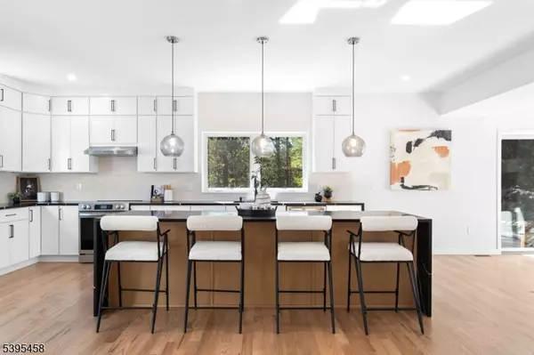 Blairstown Twp., NJ 07825,1 Four Corners Rd