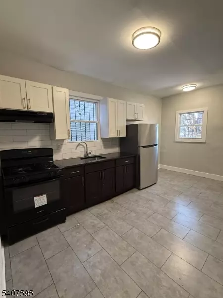 Irvington Twp., NJ 07111,13 22Nd St