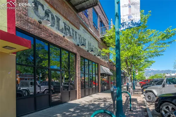 Colorado Springs, CO 80903,117 E Bijou ST #202