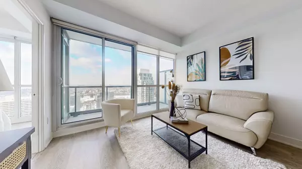 Toronto C10, ON M4P 0B9,30 Roehampton AVE #3003