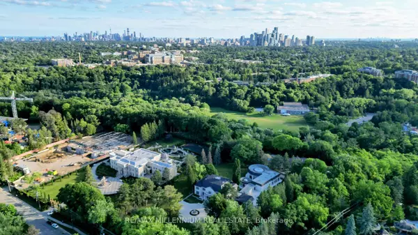 Toronto C12, ON M3C 2N2,38 Park Lane CIR