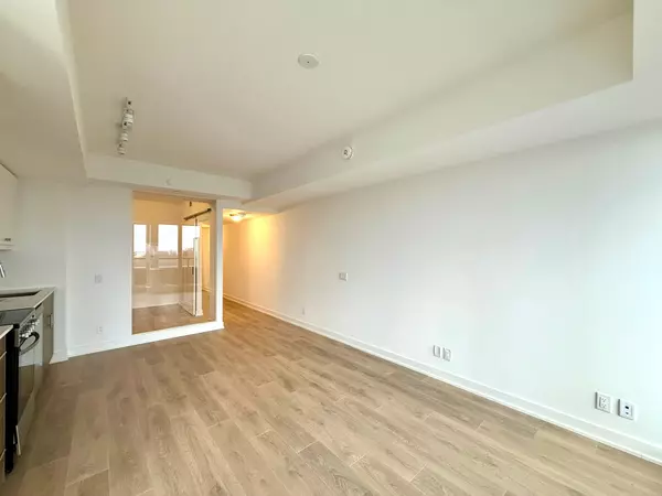 Toronto E06, ON M1N 0C7,2 Manderley DR #623