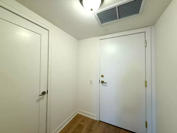 Toronto E06, ON M1N 0C7,2 Manderley DR #623