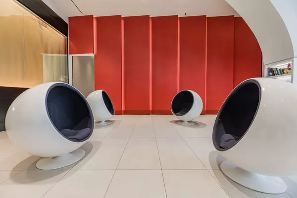 Toronto E07, ON M1T 0B9,2033 Kennedy RD #2008