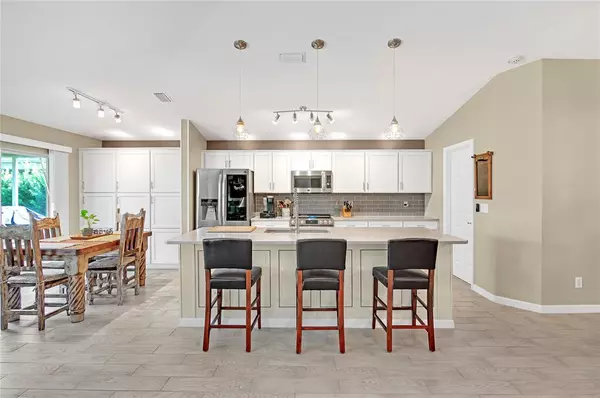 1450 11th Ln, Vero Beach, FL 32960