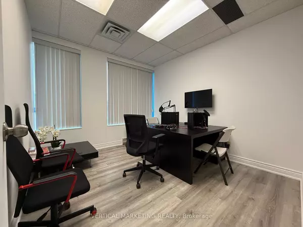 Markham, ON L3R 0C8,275 Renfrew DR #201