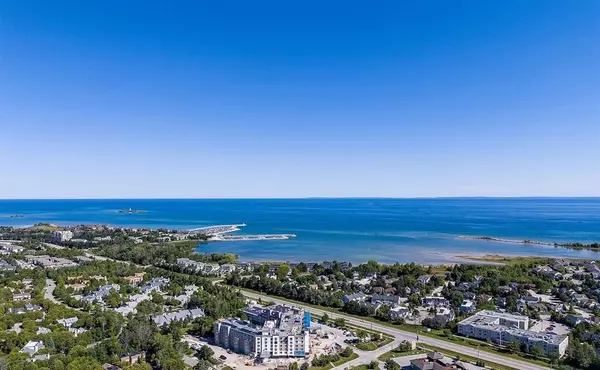 Collingwood, ON L9Y 5T6,4 Kimberly LN E #327