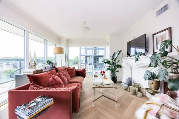 Burlington, ON L7T 0C7,1119 Cooke BLVD #B421