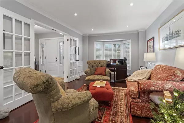 Burlington, ON L7M 3M7,3182 Tania CRES