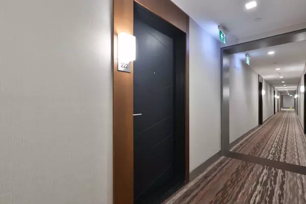 Mississauga, ON L5J 0B1,1575 Lakeshore RD W #222