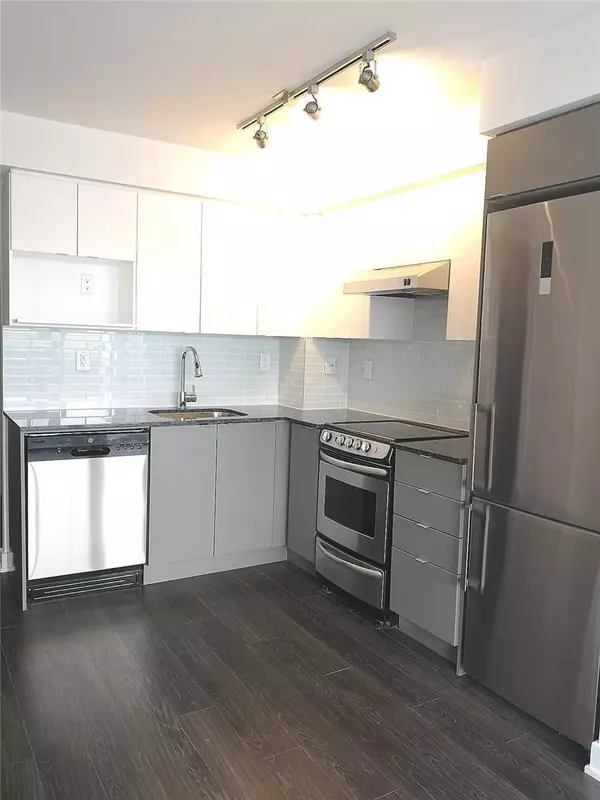 Toronto W04, ON M6A 0A9,160 Flemington RD #1009