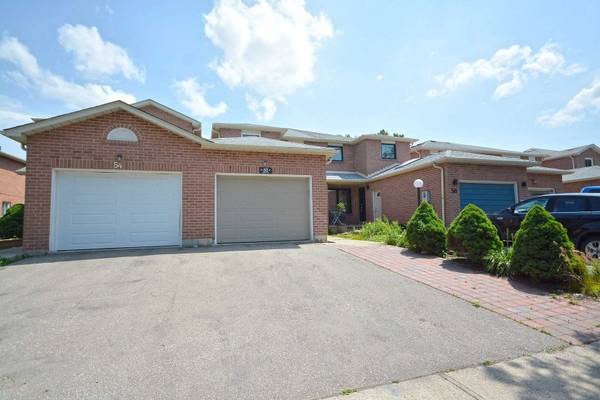 Brampton, ON L6Z 3V2,52 Donna DR #Upper