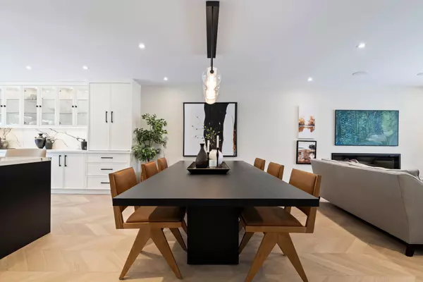 Toronto W09, ON M9R 2W6,45 Pettit DR