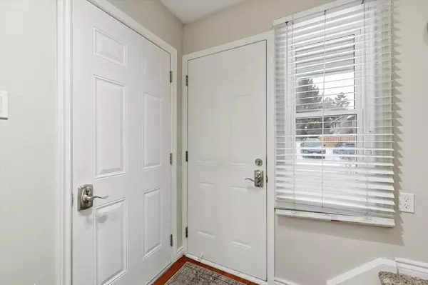 Burlington, ON L7P 3P6,2185 Fairchild BLVD #23