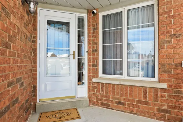 Mississauga, ON L5N 7V4,3945 Foxwood AVE