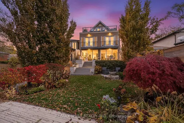 Toronto W06, ON M8V 2G2,5 Eleventh ST