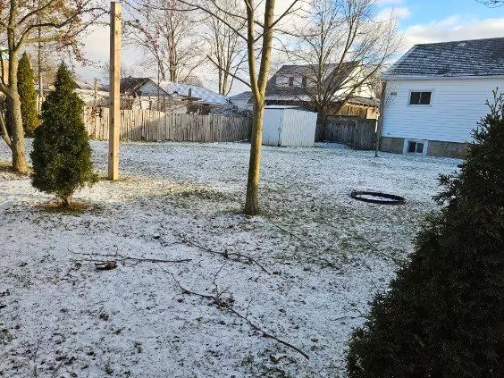 Petrolia, ON N0N 1R0,4360 Petrolia Line