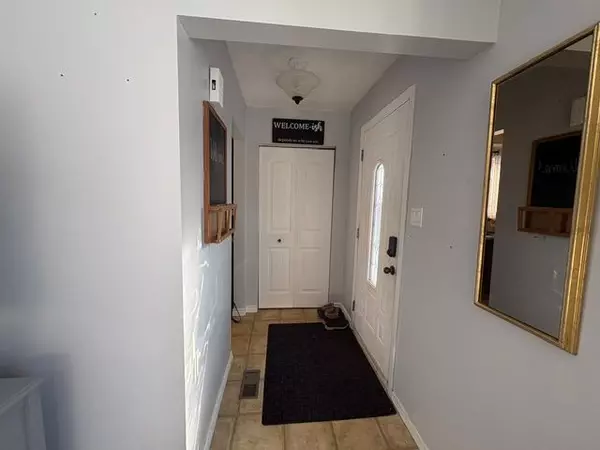 Peterborough, ON K9J 7P5,1140 Whitefield DR