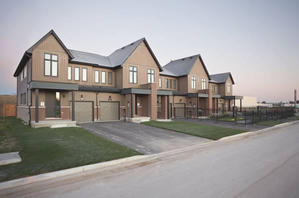 24 Manuel ST, Stratford, ON N5A 0L9