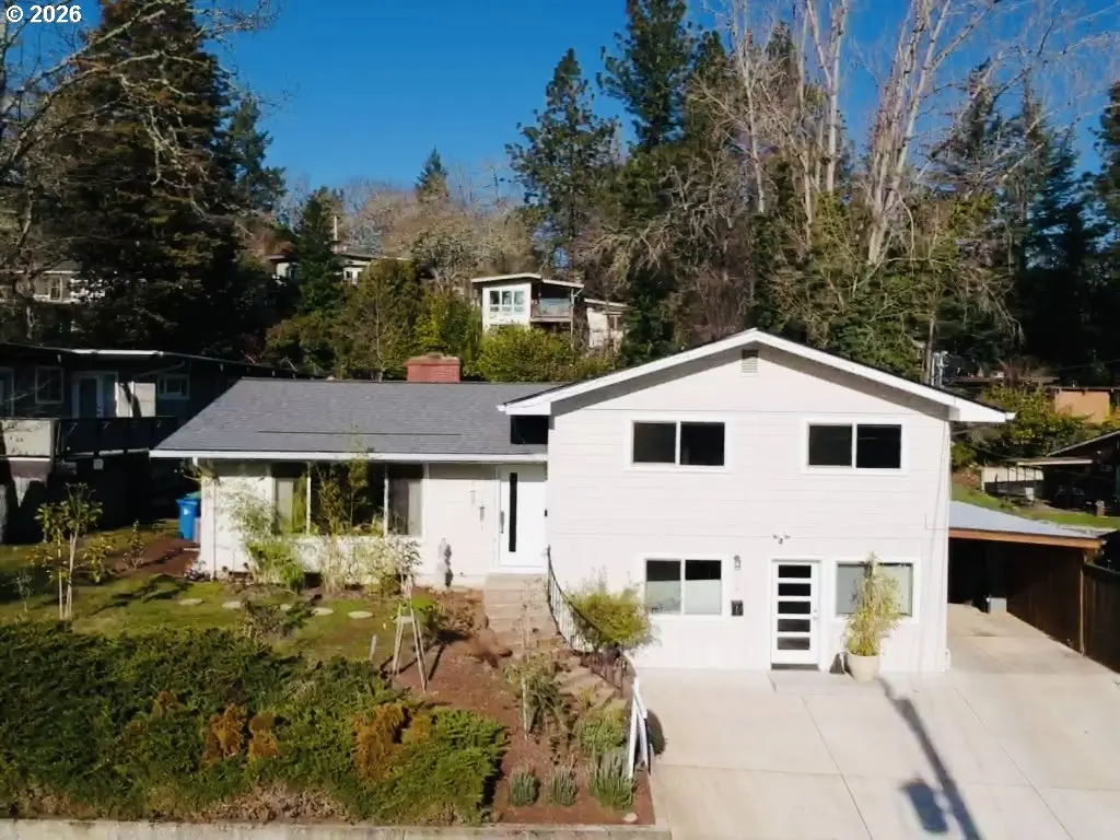 Eugene, OR 97405,275 E 39TH AVE