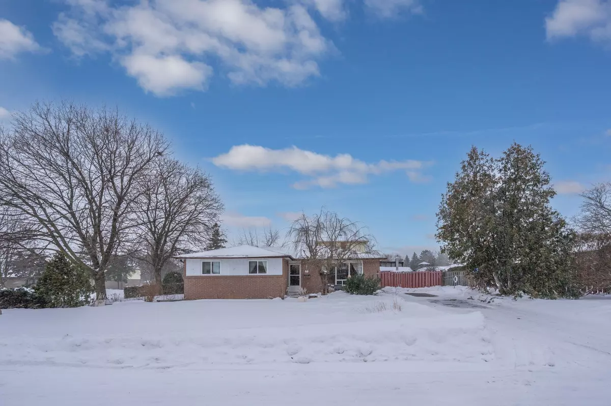 Brampton, ON L6T 3G6,7 Drayton CRES