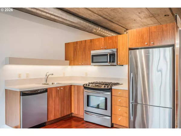 Portland, OR 97209,1926 W BURNSIDE ST #512