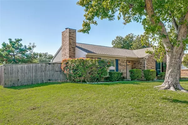 Coppell, TX 75019,935 Mapleleaf Lane
