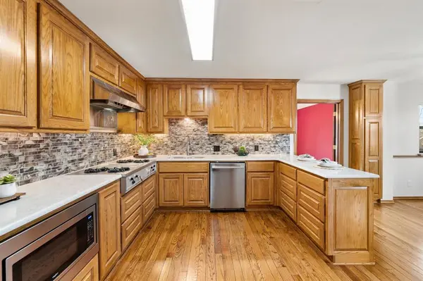 Bedford, TX 76022,1021 Edgecliff Drive