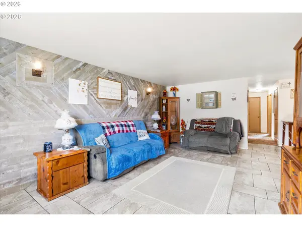 Eagle Point, OR 97524,133 EDITH CIR