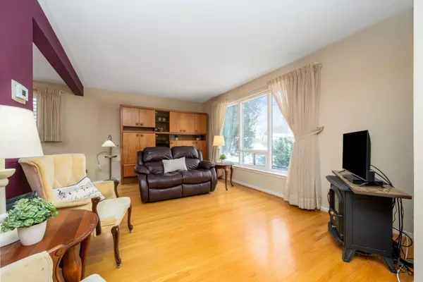 Brampton, ON L6T 3G6,7 Drayton CRES