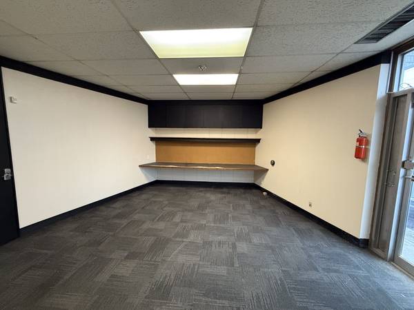 69 Bramalea RD #8, Brampton, ON L6T 2W9