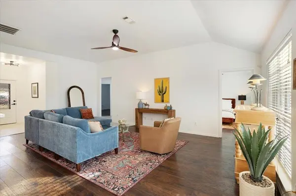 Bonham, TX 75418,700 E 6th Street