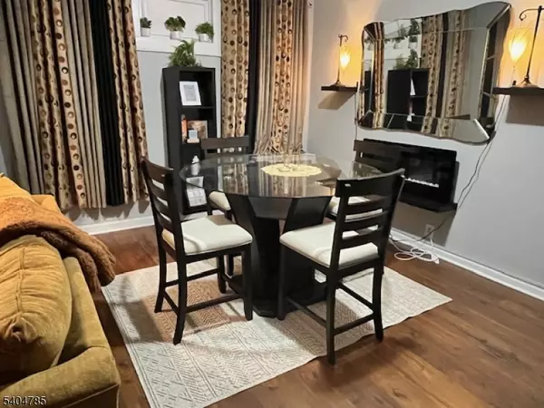 Newark City, NJ 07112,42 Harding Ter