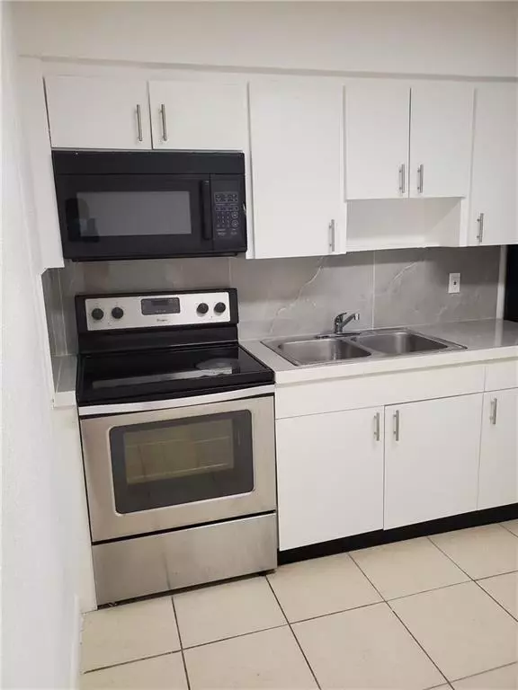 Fort Lauderdale, FL 33312,1713 SW 11th Ct #2