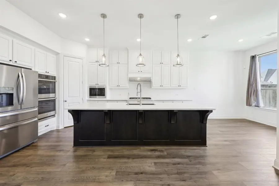 4101 Hawthorn Drive, Aubrey, TX 76227