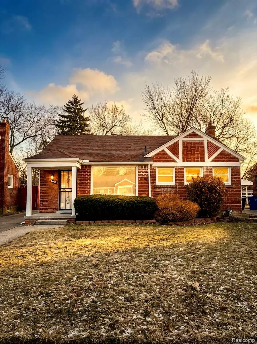 Detroit, MI 48228,9534 Heyden