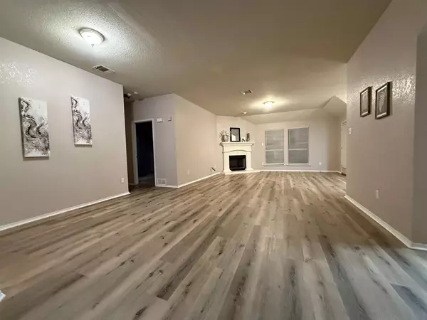 Fort Worth, TX 76052,14129 Esperanza Drive