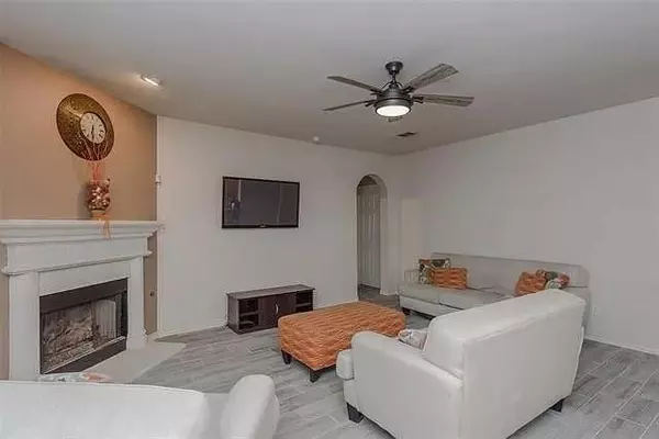 Denton, TX 76210,2713 Clubhouse Drive