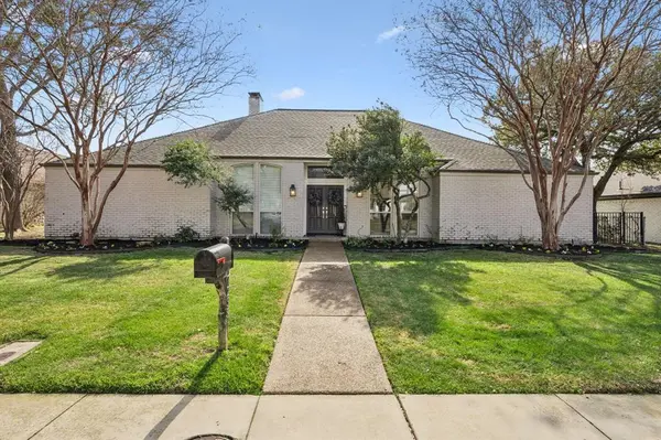 7238 Holyoke Drive, Dallas, TX 75248