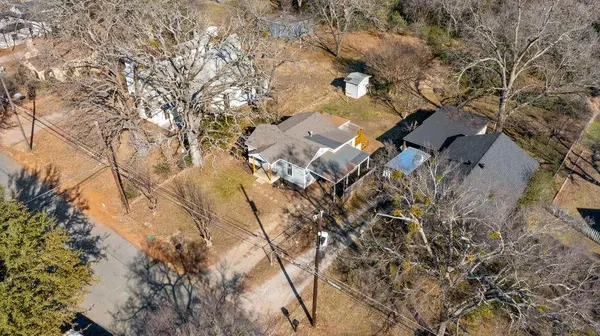 Denison, TX 75020,1718 S Fannin Avenue