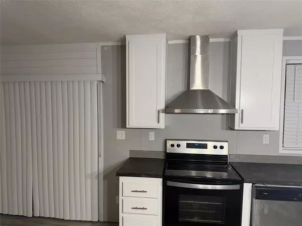 Eustace, TX 75124,14810 CR 2501 Street