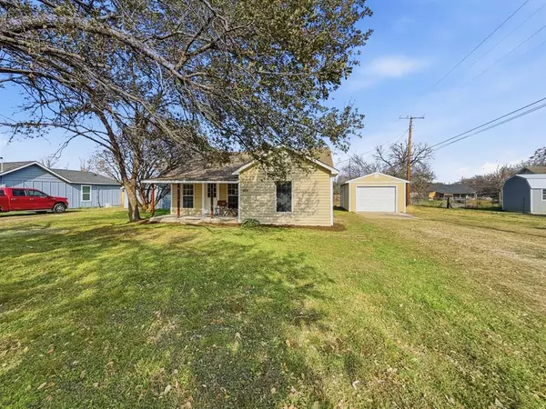 Hubbard, TX 76648,604 N Pecan Avenue