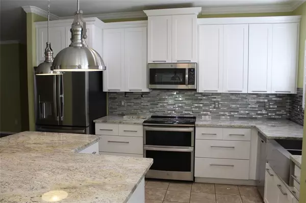 Aubrey, TX 76227,829 Dogwood Trail